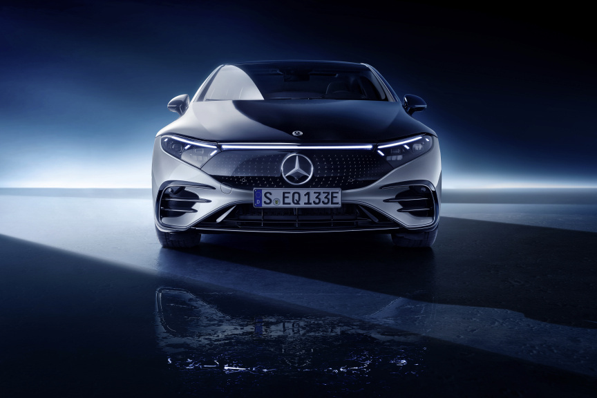 Electric transition: Mercedes-Benz steps on the accelerator