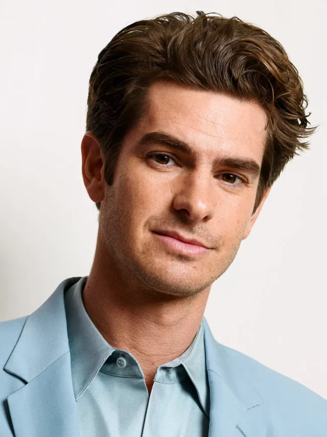 Who is Andrew Garfield Dating?