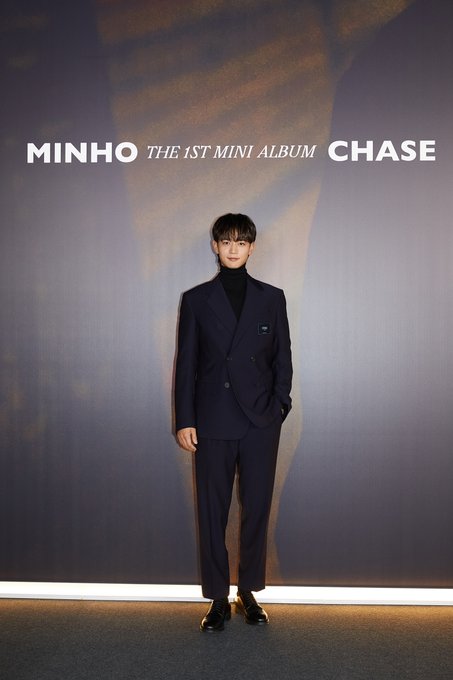 MINHO released his mini album 'CHASE.'