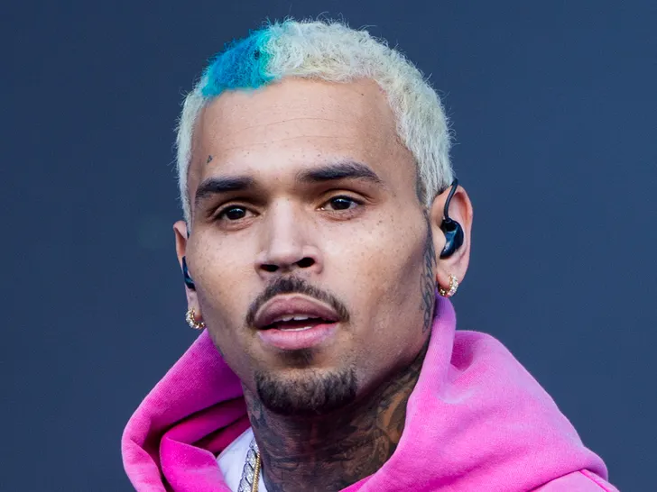 Who Is Chris Brown Dating? About His Love Life.