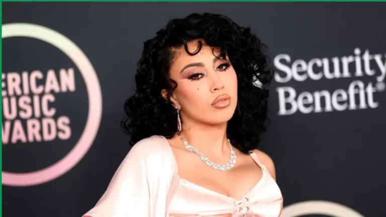 Who is Kali Uchis dating? Detailed Relationship Timeline!