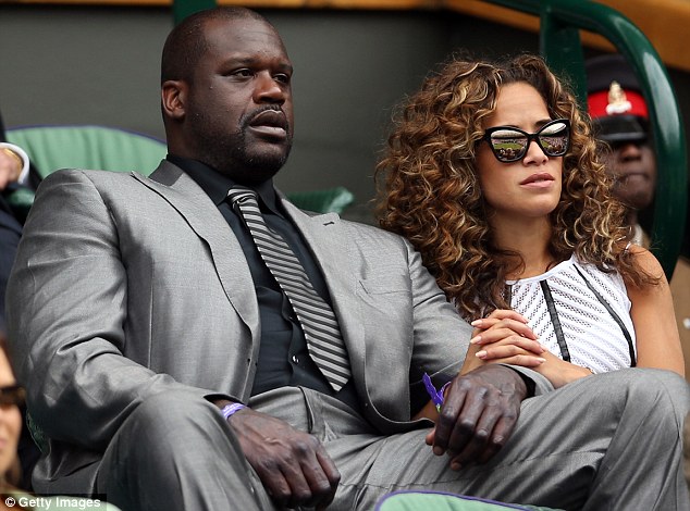 who is shaq dating
